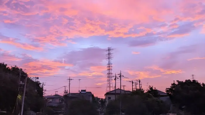 ブログ筆者が撮影したピンク色の空