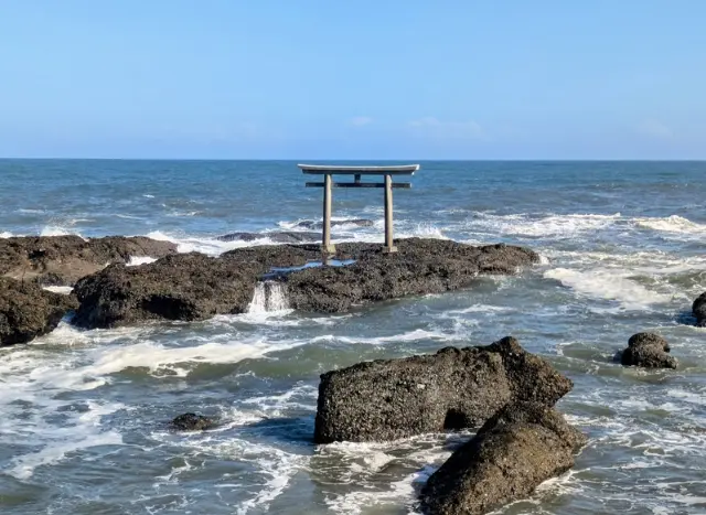 神磯の鳥居を私が実際に訪れた正直な感想!行く価値はある?